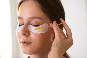 ​eyelash extension side effects​